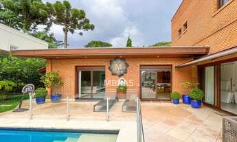 Imagem 2: Linda casa com acabamento de primeira linha na melhor rua do Jardim Guedala