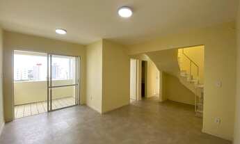 Imagem 2: Apartamento à Venda Duplex com Cobertura de 3 quartos, sendo 1 Suíte e Piscina no Imbuí