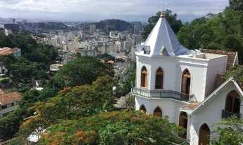 Imagem 5: Minimalist two level mezzine apartment with garden view in renovated castle with pool