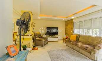 Imagem 2: À venda casa térrea, 150m², 3dorm,suíte,cozinha,sala jantar, sala estar, pisicna, vaga cob