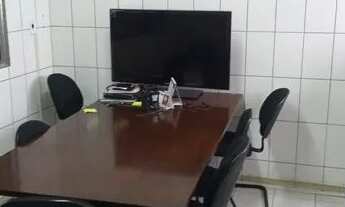 Imagem 3: Galpão- Dutra Galpão / depósito com 5 vagas na garagem