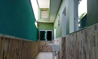 Imagem 2: Casa para Venda em Guarulhos, Parque Primavera, 5 dormitórios, 3 banheiros, 1 vaga