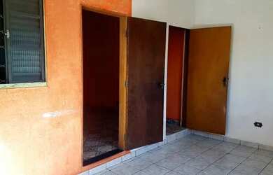 Imagem 3: Alugo casa com garagem prox da UBS