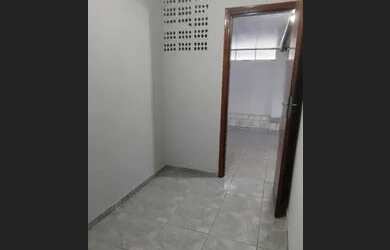 Imagem 7: CASA COM 3 QUARTOS SALA CONZINHA GARAGEM E ÁREA DE SERVIÇO DOIS QUARTOS COM ARMÁRIO EMBUTI