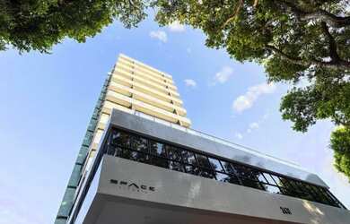 Imagem 2: Sala, Corredor da Vitória