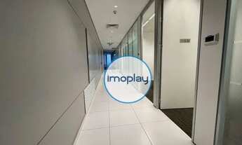 Imagem 4: Laje comercial de 1817m² semi-mobiliada com piso elevado e ar-condicionado