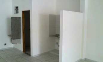 Imagem 6: Vendo prédio comercial no Coroado em frente ao antigo depósito da Nassau