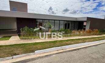 Imagem: Casa Térrea em condomínio de Luxo no Lago