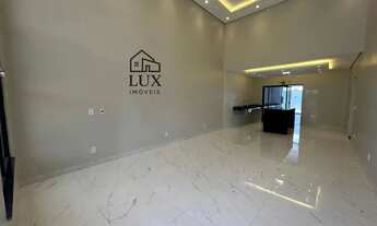 Imagem 2: Passaredo / 176m² / 3 suítes / área gourmet com churrasqueira / piscina