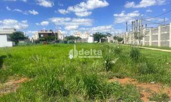 Imagem 3: Terreno em condomínio disponível para venda no bairro Granja Marileusa Grand Ville Uberlân