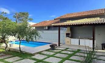 Imagem: Casa duplex com piscina e churrasqueira