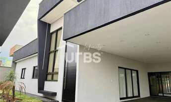 Imagem: Casa padrão condomínio fechado no Papillon