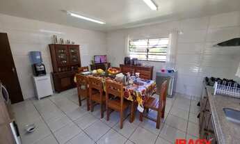 Imagem 4: Excelente Casa 4 dormitório(s) em Campeche - Florianópolis