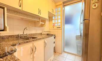 Imagem 6: Apartamento à venda em Petrópolis com 80 m², 2 quartos, 1 suíte, 2 vagas