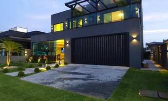 Imagem 3: Casa em Condomínio Fechado a 5 Km da Praia dos Ingleses - Locação Anual