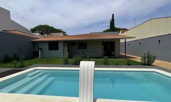 Imagem: Casa Térrea Terreno Grande Piscina Jardim