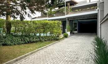 Imagem 3: Casa de excepcional arquitetura e localização