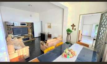 Imagem 4: Casa à Venda - Nova Granada, 8 Quartos, 308 m2