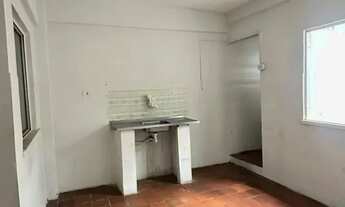 Imagem 3: ALUGO ÓTIMO APARTAMENTO, 3º ANDAR, COM 2 QUARTOS - CENTRO