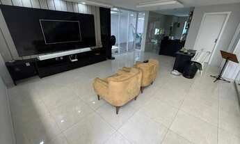 Imagem 2: Casa Duplex para aluguel tem 205 metros quadrados com 4 quartos em Pires Façanha - Eusébio