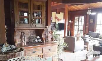 Imagem 7: Casa para venda com 6 quartos, 620m² - Cuiabá - Petrópolis/RJ