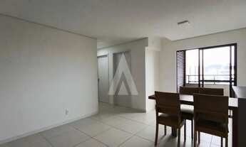 Imagem 2: Apartamento com 02 quartos sendo 01 suite, no 7° andar com 02 vagas de garagem na bairro A