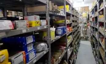 Imagem 3: Vendo loja de auto peças rodando