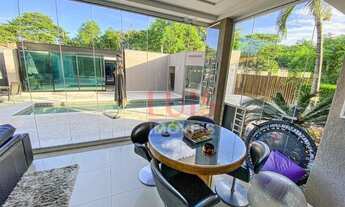 Imagem 4: Essa é para quem busca exclusividade, requinte e conforto! Casa com 4 dormitórios à venda