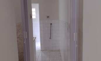 Imagem 6: Baixou - Irajá - Casa 76m², 2qts, quintal nos fundos, pequena garagem à frente