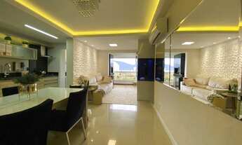 Imagem: 2 quartos/1 suite, com piscina centro de