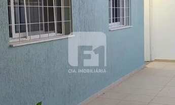 Imagem: Casa de 4 dormitórios na Agronômica