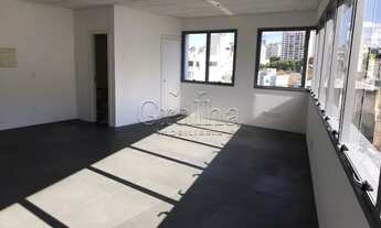 Imagem 3: Sala comercial com 51,48mq privativos, vaga de garagem e elevador no Bairro Flo