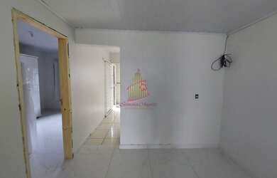 Imagem 5: MAGNÍFICO SOBRADO COM AMPLO GRAMADO E EDICULA COM CHURRASQUEIRA!!! - SO357