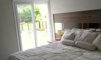 Imagem 2: Casa de condomínio sobrado para aluguel e venda possui 270 metros quadrados com 3 quartos