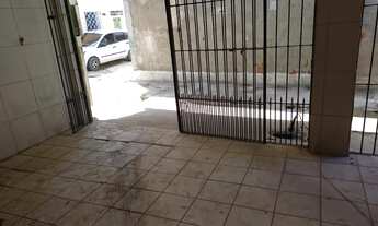 Imagem 2: Casa em prazeres garagem