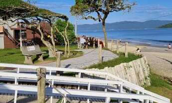 Imagem 2: APTO ANUAL COM UM DORMITORIO EM CANASVIEIRAS - SC