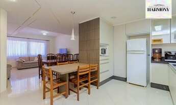 Imagem 3: Casa com 2 Quartos (1 suíte), 211 m² averbados à venda, por R$ 850.000,00 - Guabirotuba