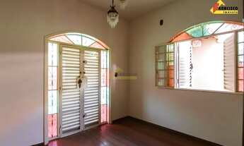 Imagem 3: Casa para aluguel, 3 quartos, 1 suíte, 2 vagas, Sidil - Divinópolis/MG