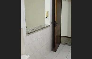 Imagem 2: Aluga-se apto ao lado da entrada da usp