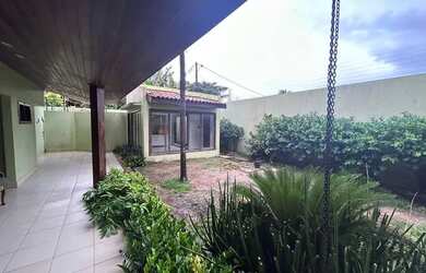 Imagem 3: Casa para venda tem 400 metros quadrados com 4 quartos em Calhau - São Luís - MA