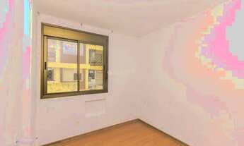 Imagem 7: Apartamento para aluguel possui 72 metros quadrados com 2 quartos em Santana - Porto Alegr