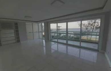 Imagem 7: Apartamento para aluguel possui 120 metros quadrados com 3 quartos em Praia do Pecado - Ma