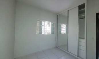 Imagem 5: Casa para aluguel com 92 m2 com 03 quartos no Bairro Santa Mônica - Uberlândia - MG