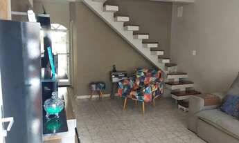 Imagem 3: Casa Duplex em Condomínio - R$ 239.000,00