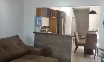 Imagem 2: Casa em Hípica Casa com 2 dormitórios