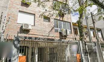 Imagem 2: Apartamento de 2 quartos, suíte e 1 vaga de garagem no bairro Santana em POA/RS