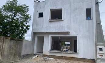 Imagem 3: Casa em Porto Alegre, no bairro Hípica, com 4 dormitório(s), e 4 banheiros, à venda