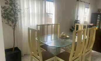 Imagem 6: Casa com 4 dormitórios no Maracanã, 700 metros da praia