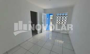 Imagem: Casa Térrea com 2 Dormitórios e 2 Vagas