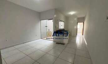 Imagem: Casa a Venda 2q no Condomínio das Esmeraldas!